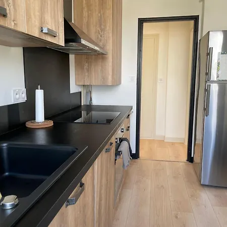 La Caliorne Apartment *